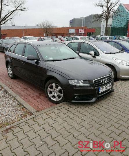 2010' Audi A4 photo #1