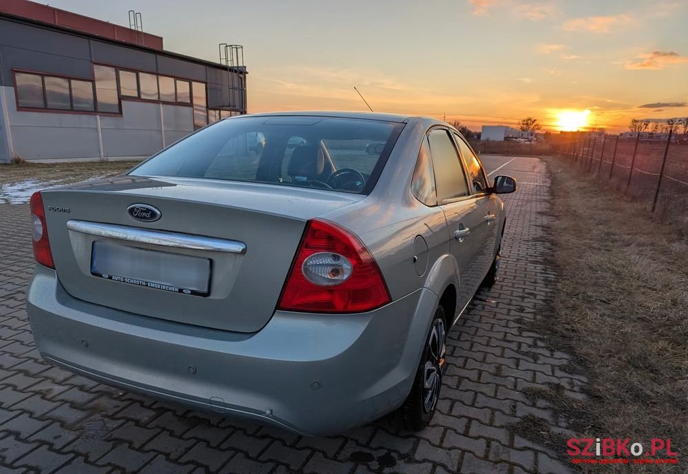 2008' Ford Focus 2.0 Ghia photo #5