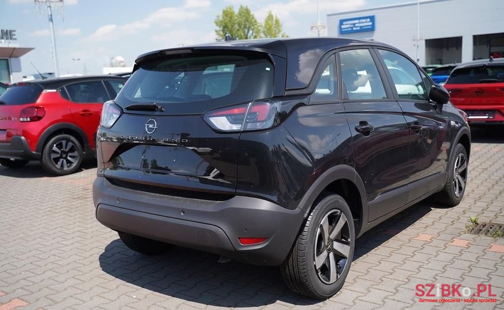 2024' Opel Crossland X photo #3