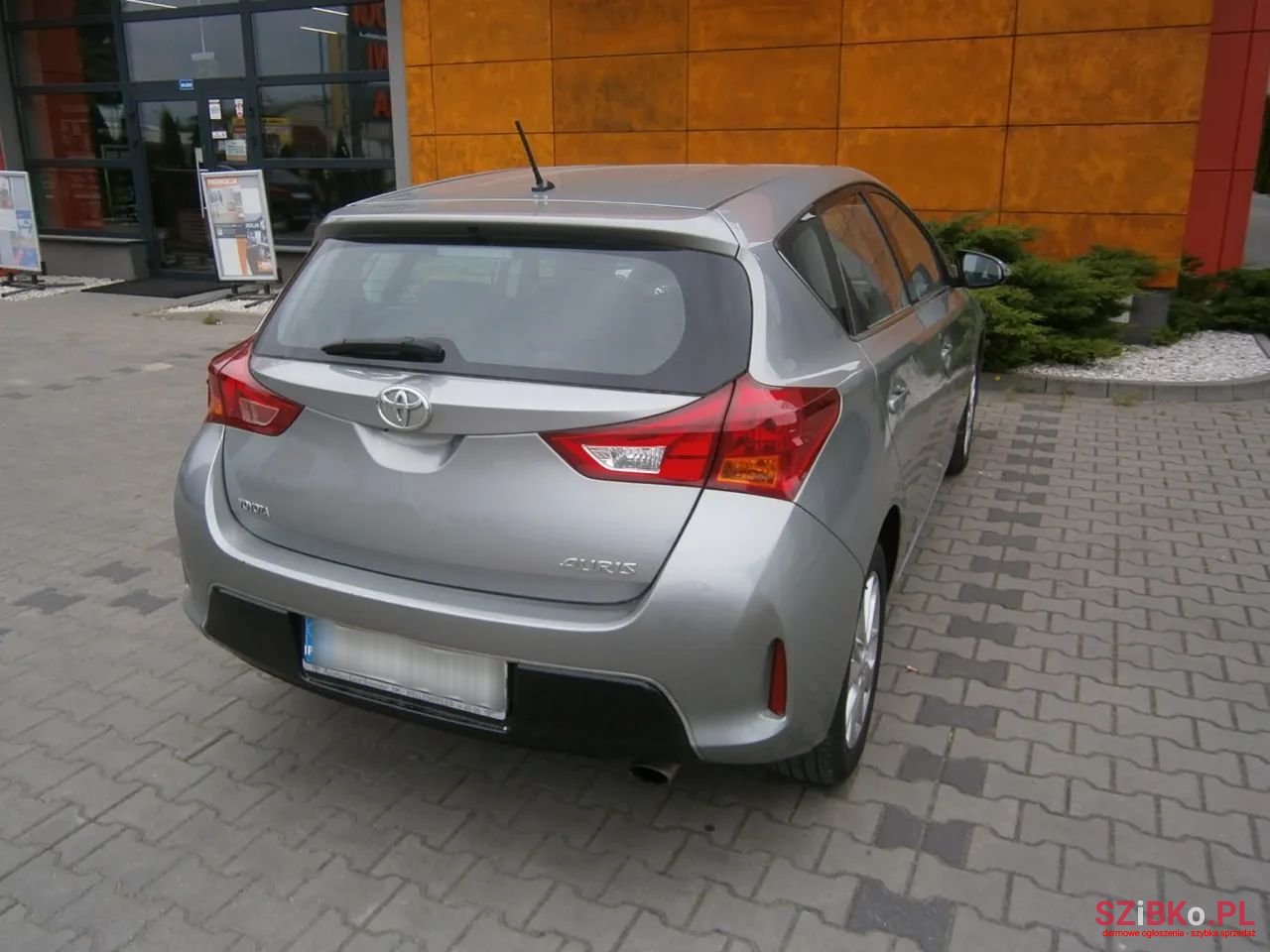 2014' Toyota Auris photo #6