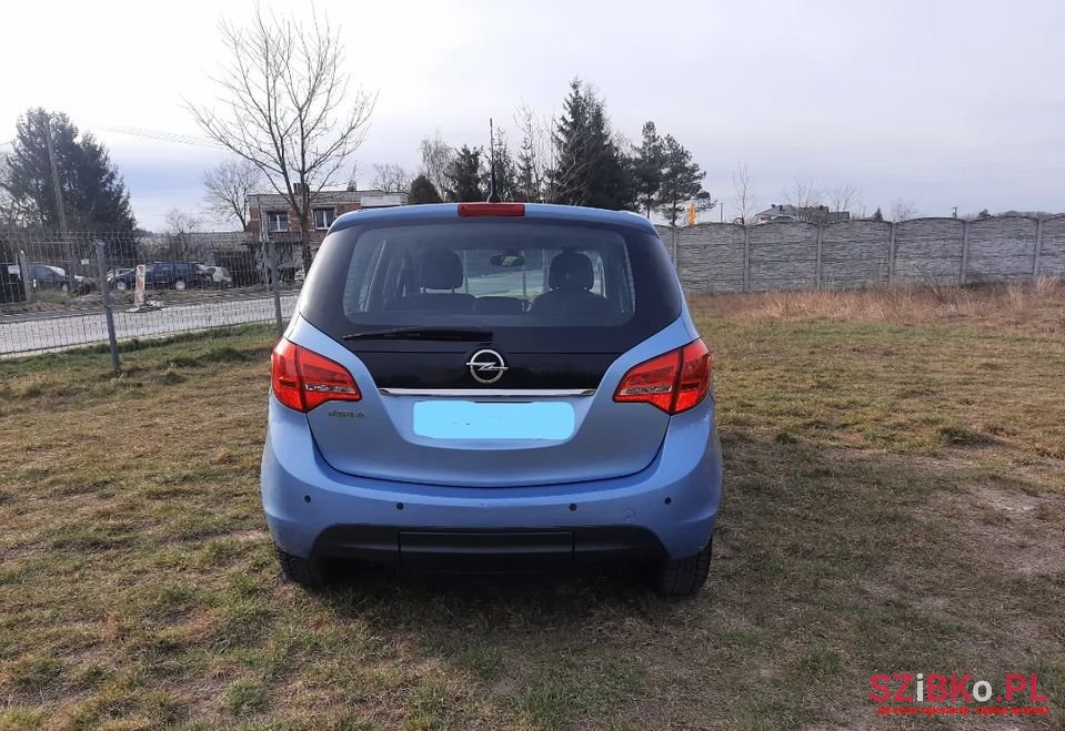 2013' Opel Meriva photo #4