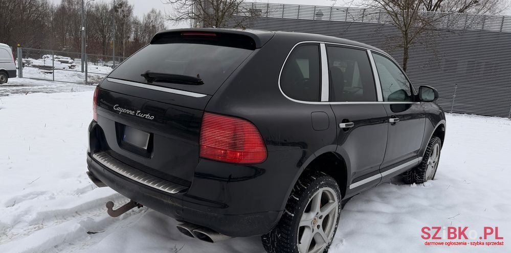2004' Porsche Cayenne Turbo photo #3