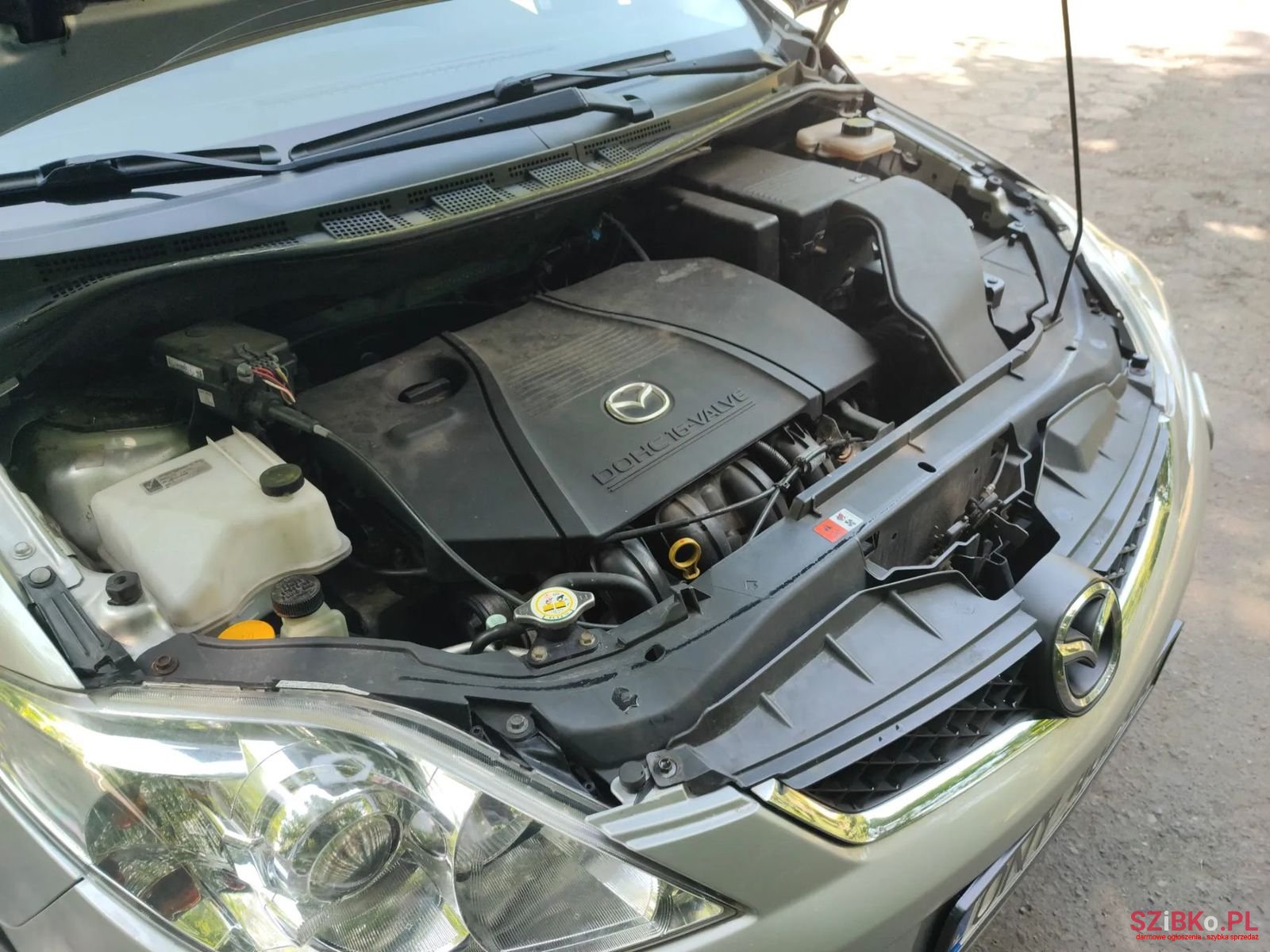 2007' Mazda 5 photo #4