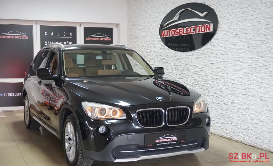 2011' BMW X1 photo #1