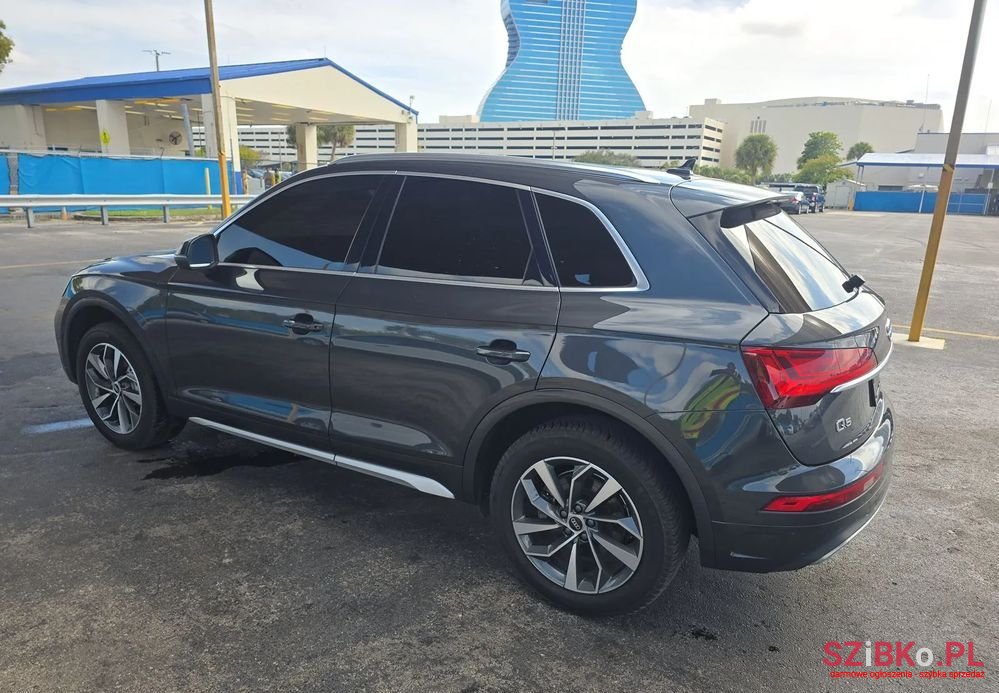 2021' Audi Q5 S Tronic photo #4