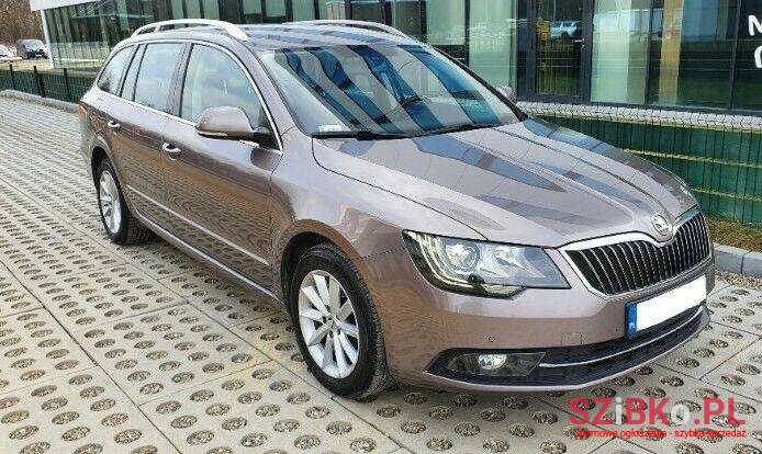 2014' Skoda Superb photo #1