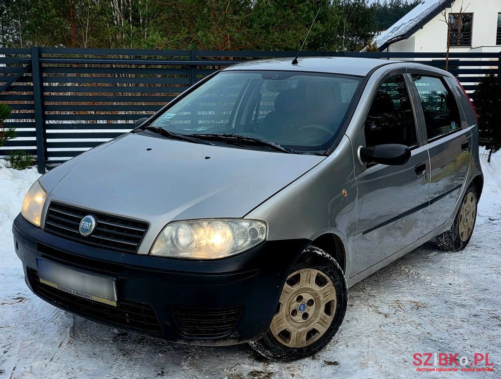 2004' Fiat Punto 1.2 8V photo #3