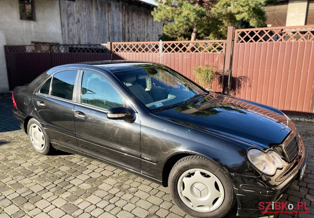 2001' Mercedes-Benz C-Class 200 Cdi Classic photo #3