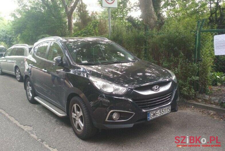 2011' Hyundai ix35 photo #1