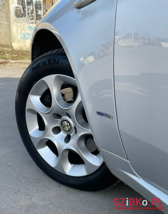 2007' Alfa Romeo 159 photo #5