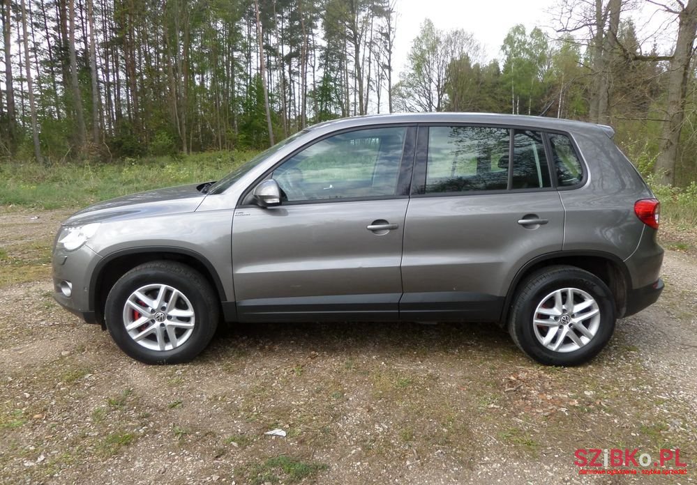 2009' Volkswagen Tiguan photo #6