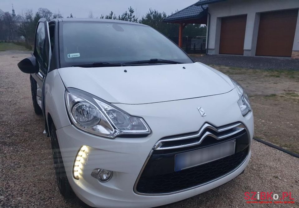 2013' Citroen DS3 photo #5