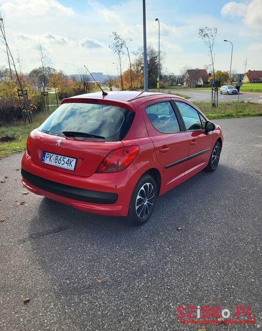2006' Peugeot 207 photo #2
