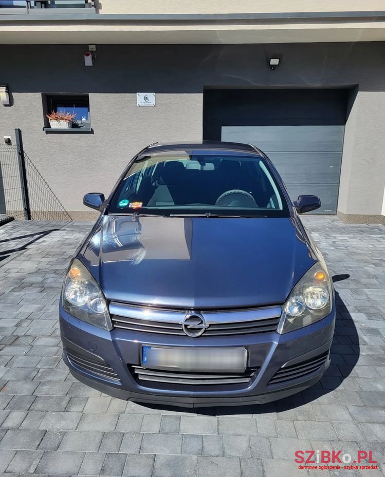 2006' Opel Astra 1.6 Cosmo photo #1