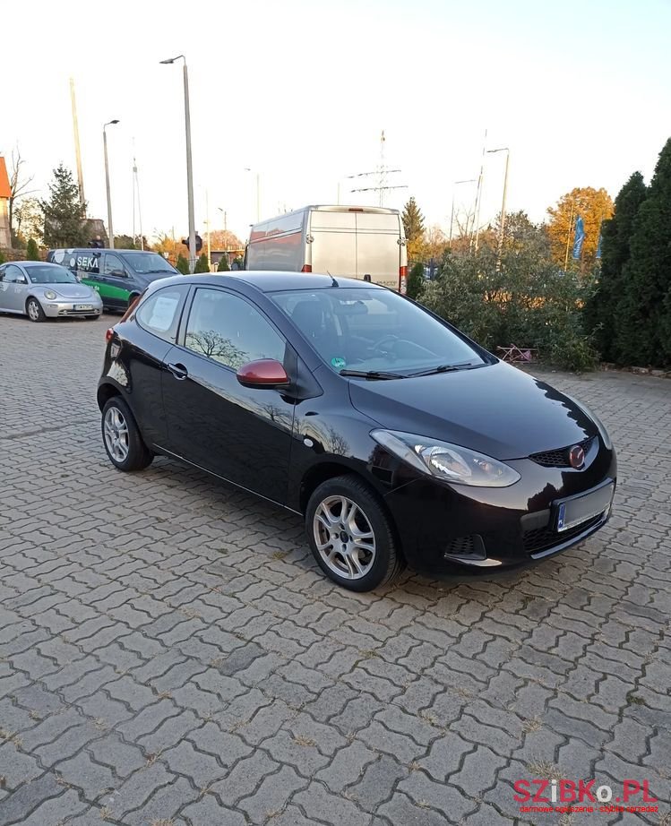 2009' Mazda 2 1.3 Exclusive photo #3