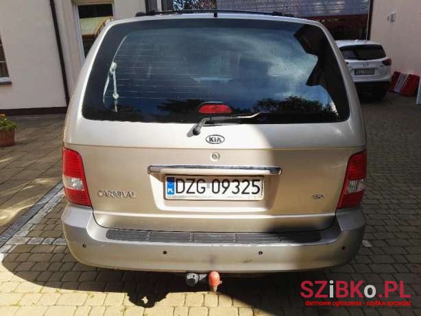 2006' Kia Carnival photo #2