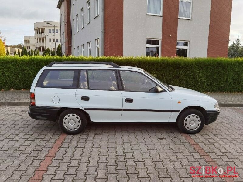 2001' Opel Astra photo #3