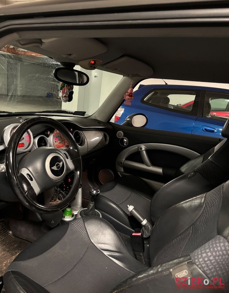 2003' MINI Cooper Standard photo #5