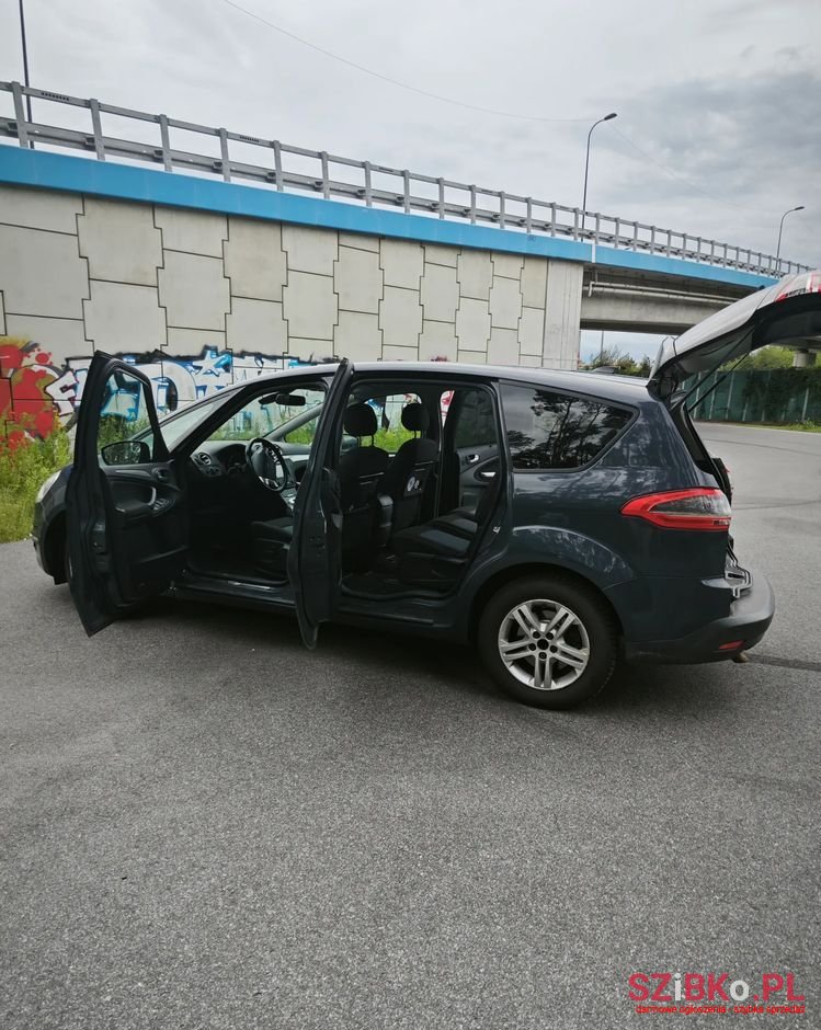 2014' Ford S-Max photo #2