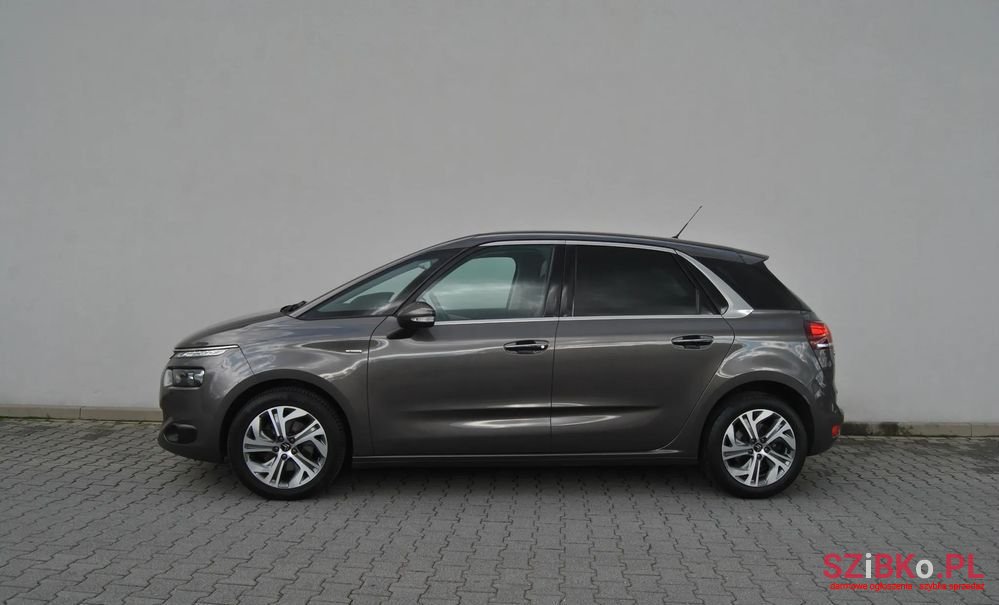 2016' Citroen C4 Picasso photo #2