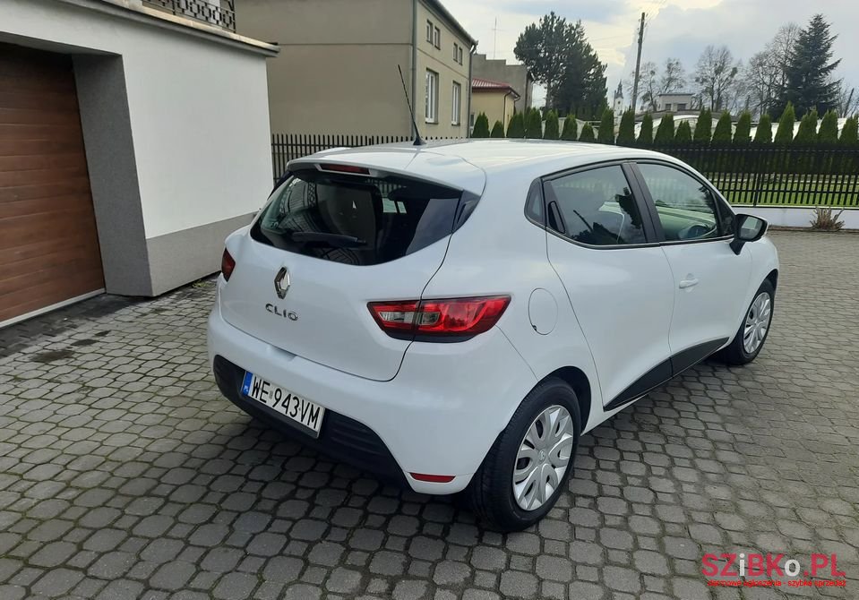 2019' Renault Clio photo #4