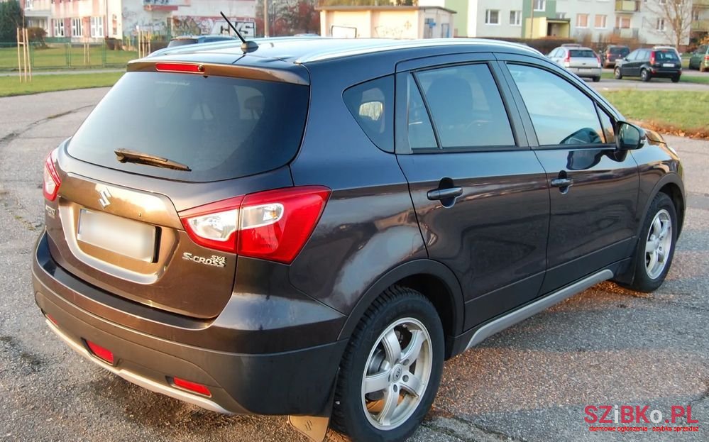 2013' Suzuki SX4 S-Cross 1.6 Premium photo #3