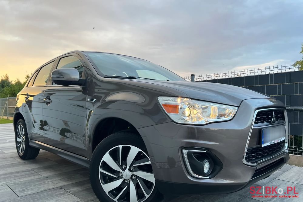 2015' Mitsubishi ASX 1.6 Intense Plus photo #5