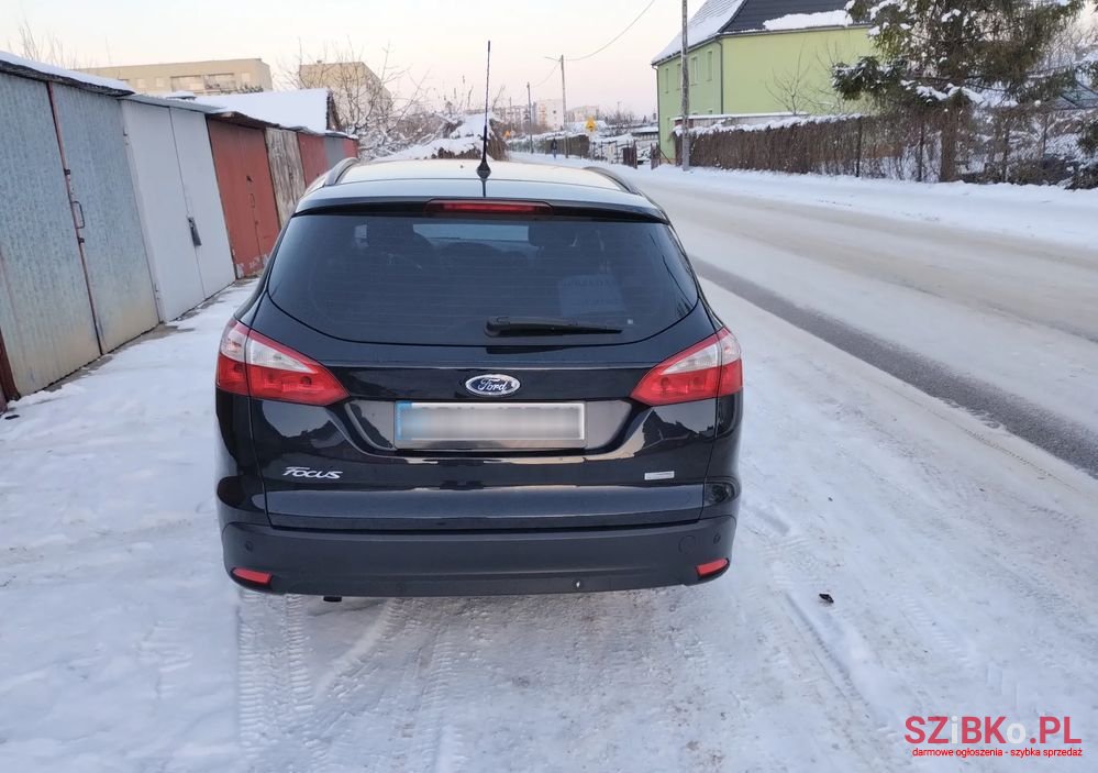 2012' Ford Focus photo #2