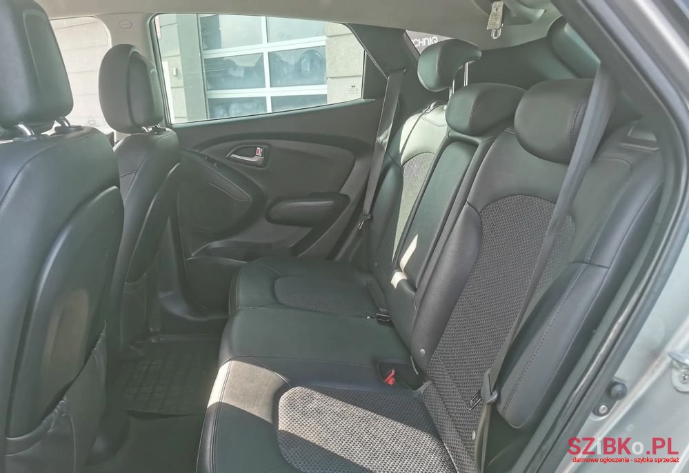 2010' Hyundai ix35 photo #6