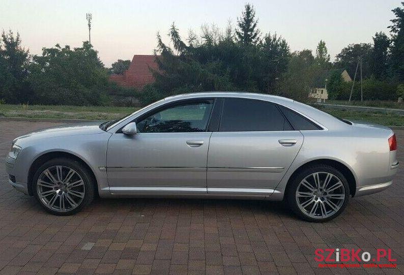 2004' Audi A8 photo #1