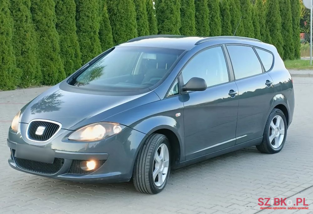 2008' SEAT Altea XL 1.6 Stylance photo #2