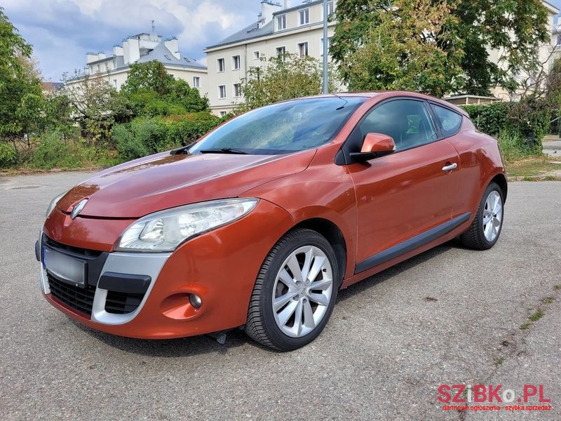 2010' Renault Megane photo #1