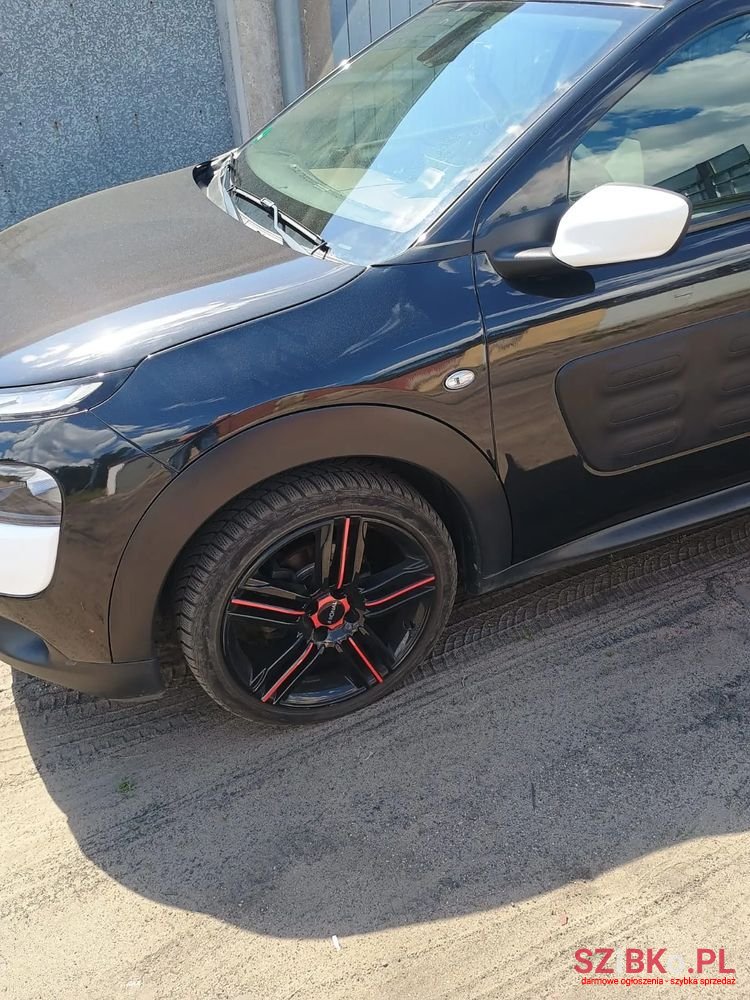2016' Citroen C4 Cactus photo #5