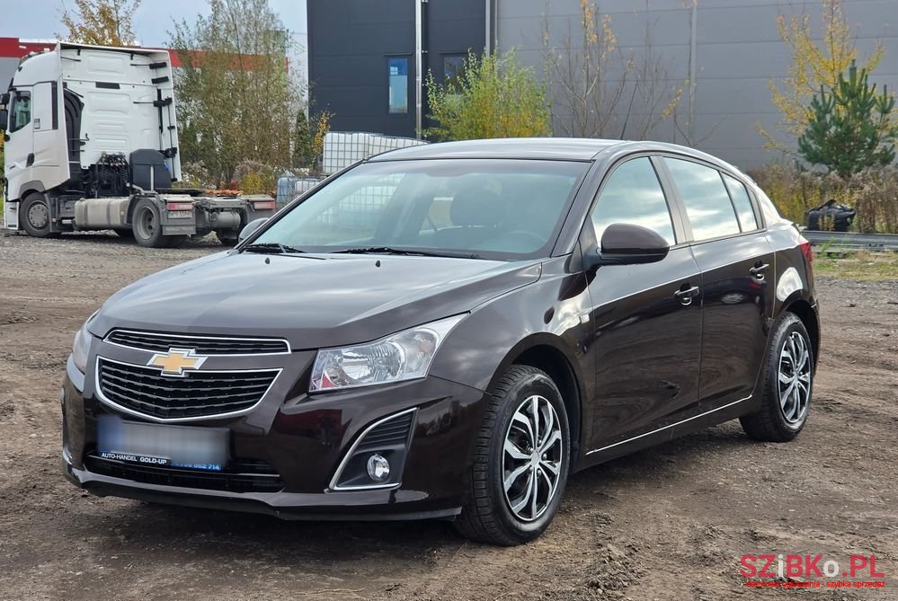 2013' Chevrolet Cruze photo #1