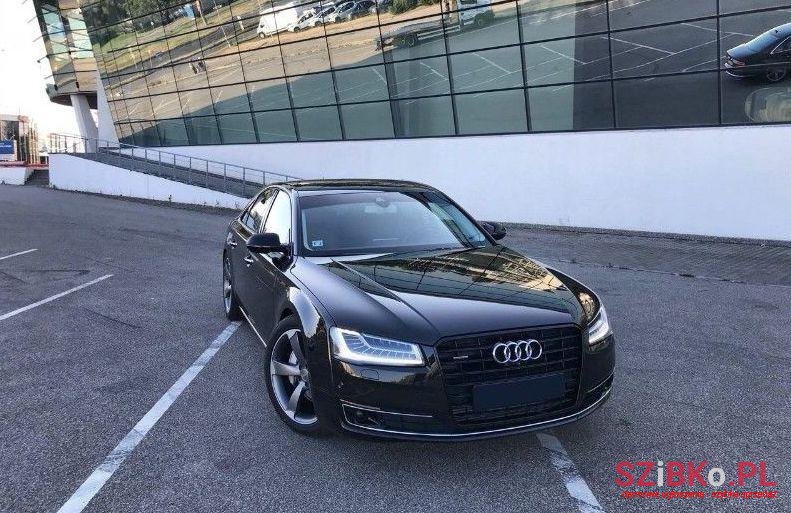 2015' Audi A8 photo #1