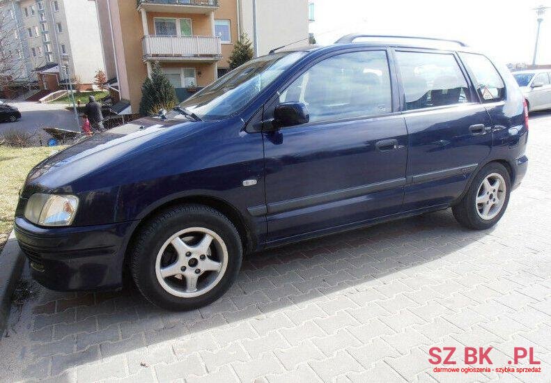 2002' Mitsubishi Space Star photo #1