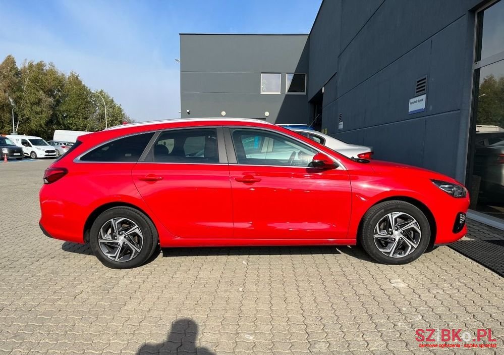 2021' Hyundai i30 1.0 T-Gdi Comfort Dct photo #5
