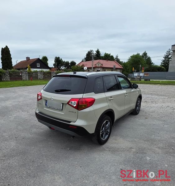 2015' Suzuki Vitara photo #3