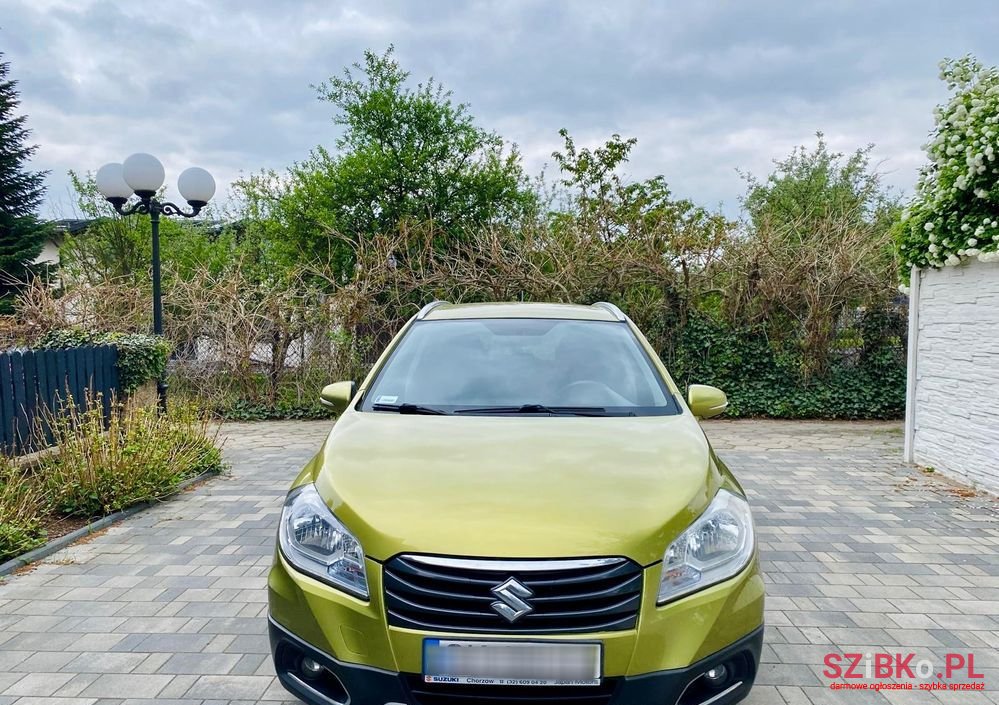 2016' Suzuki SX4 photo #6