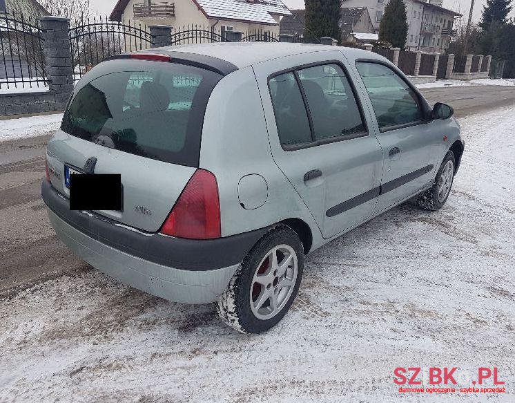 1998' Renault Clio photo #2