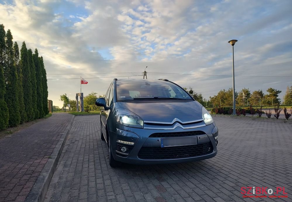 2010' Citroen C4 Grand Picasso photo #1
