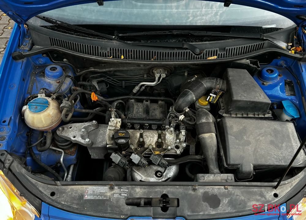 2005' Volkswagen Polo 1.2 Comfortline photo #3