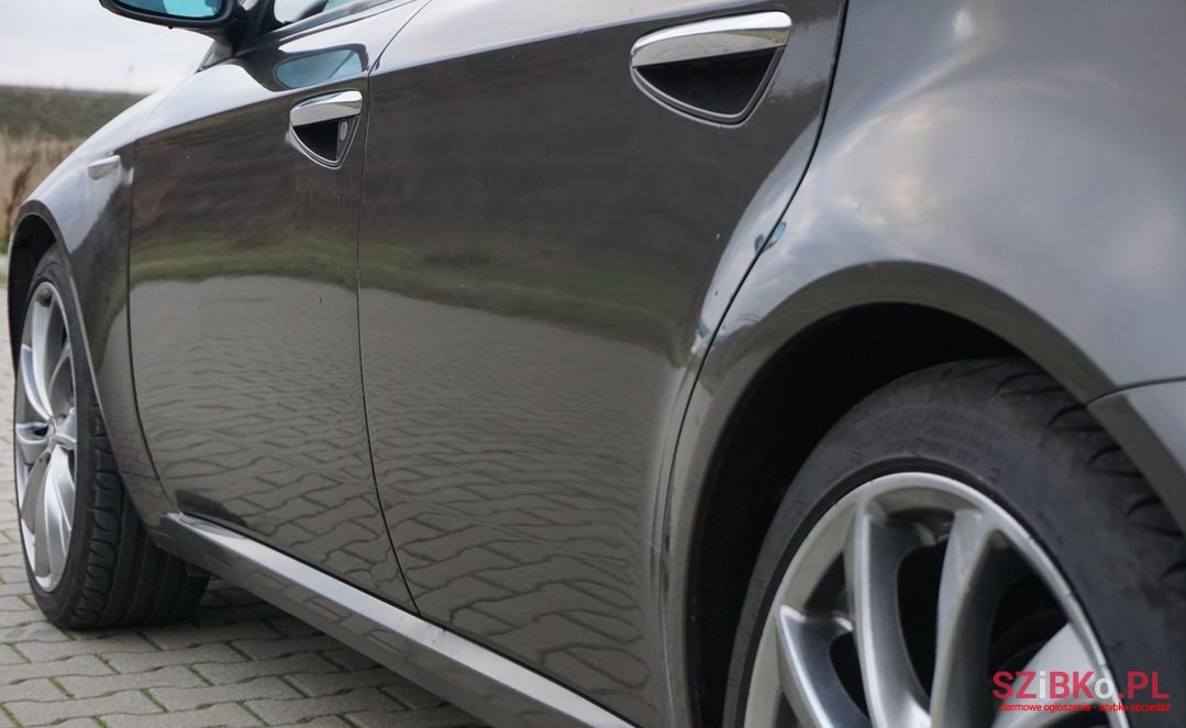 2006' Alfa Romeo 159 photo #5