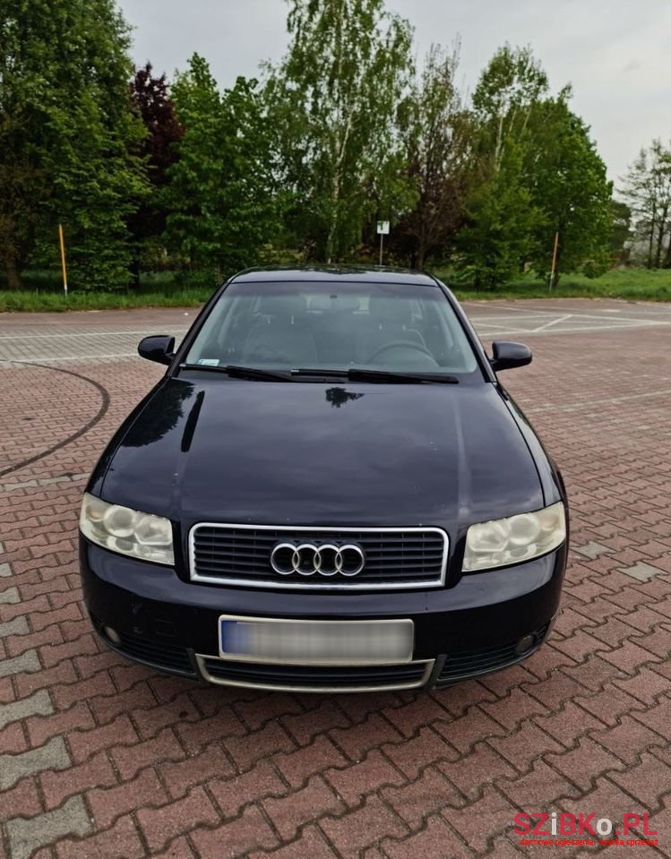 2002' Audi A4 Avant photo #4