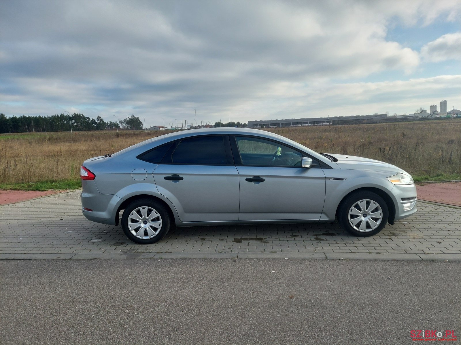 2012' Ford Mondeo MK4 FL photo #6