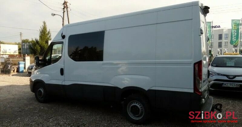 2018' Iveco Daily photo #5