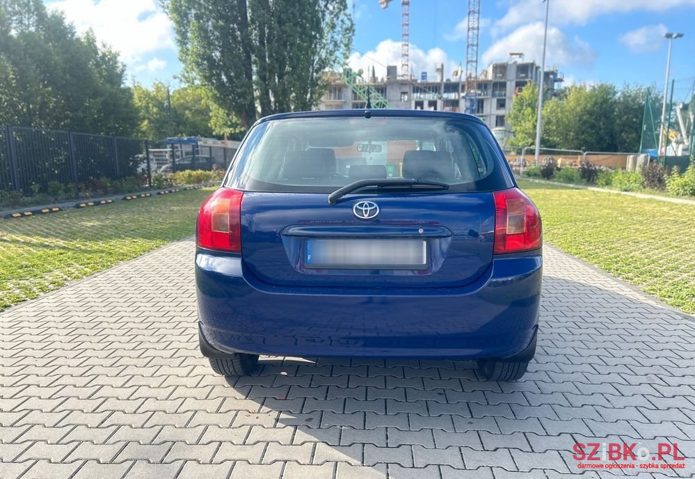 2004' Toyota Corolla photo #4