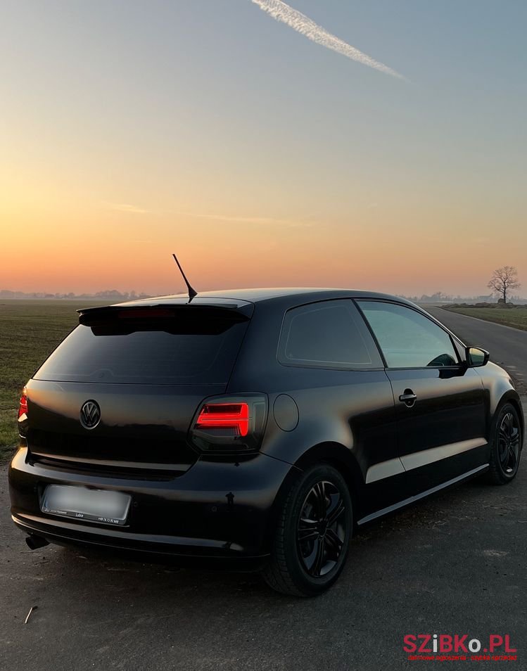 2010' Volkswagen Polo 1.6 Tdi Highline photo #4