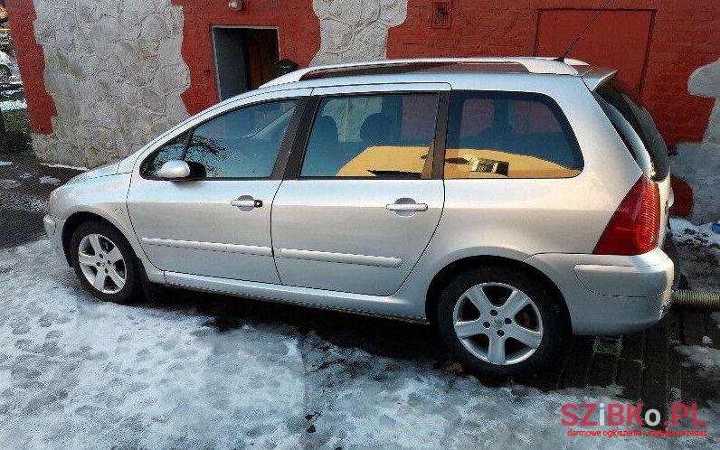 2004' Peugeot 307 photo #1