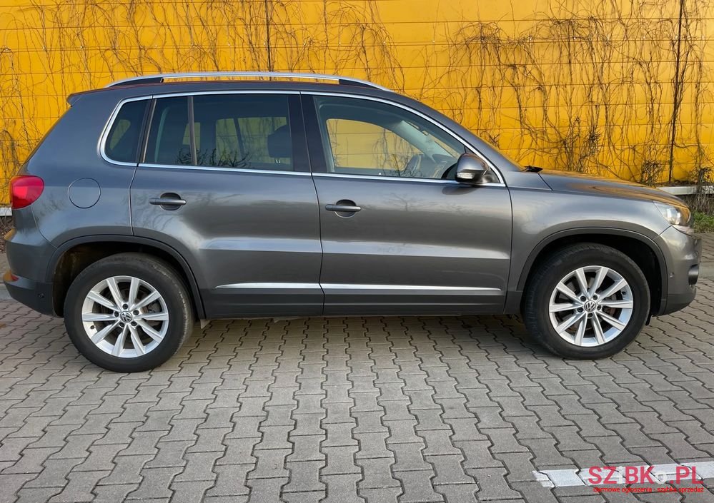 2013' Volkswagen Tiguan photo #3